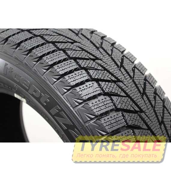 Купити Зимова шина HANKOOK Winter i*cept iZ2 W616 215/55R17 98T